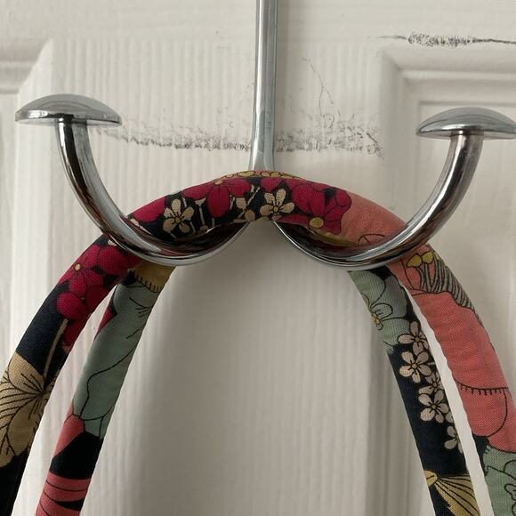 Vera Bradley Happy Snails Tote Handbag Chain Shoulder Bag Quilted Floral GUC - Picture 5 of 5